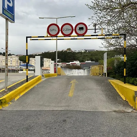 Casa Manas Daire Nazaré